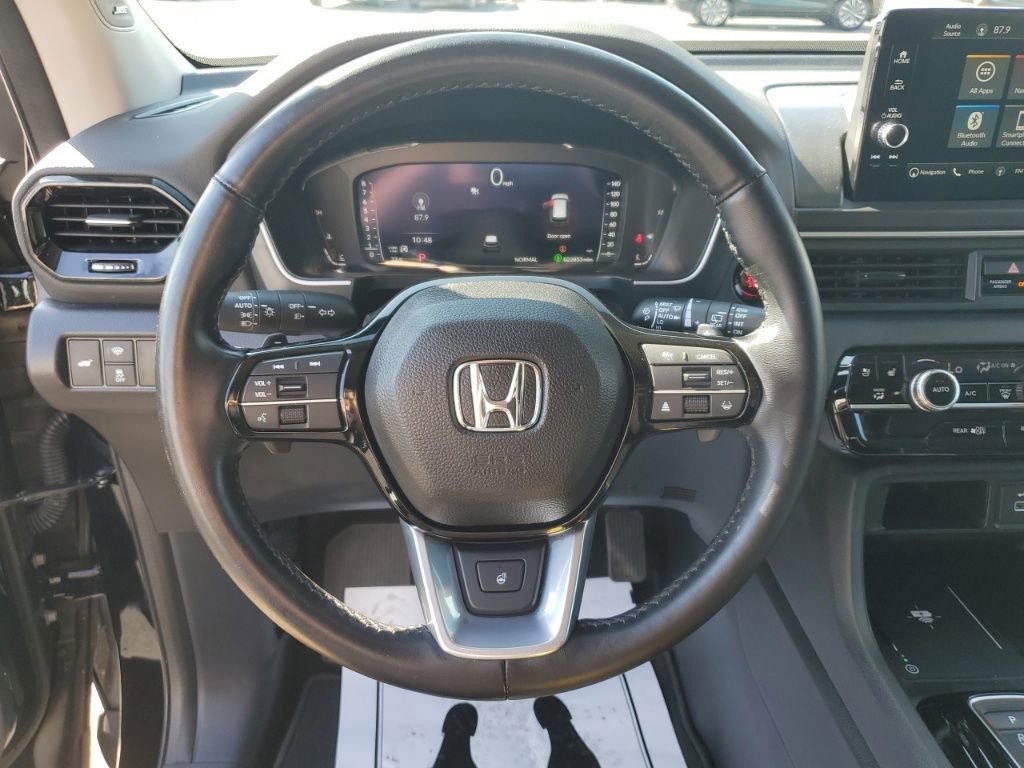 Used 2023 Honda Pilot Elite image 19