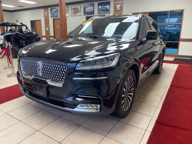 Used 2020 Lincoln Aviator Reserve w/ Elements Package Plus