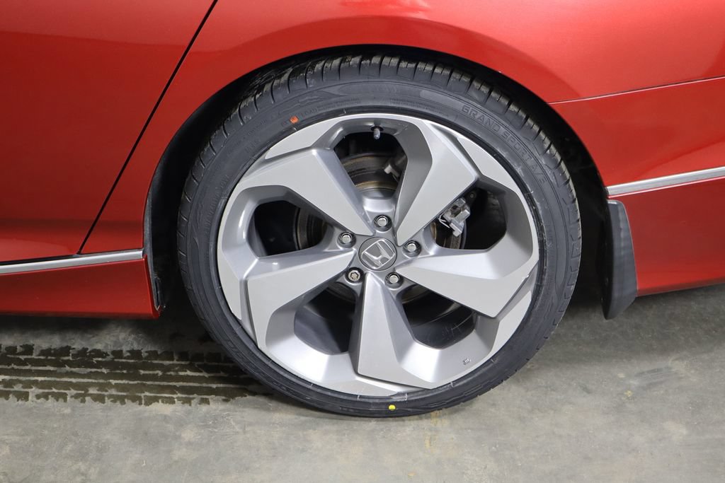 Used 2018 Honda Accord Touring image 41