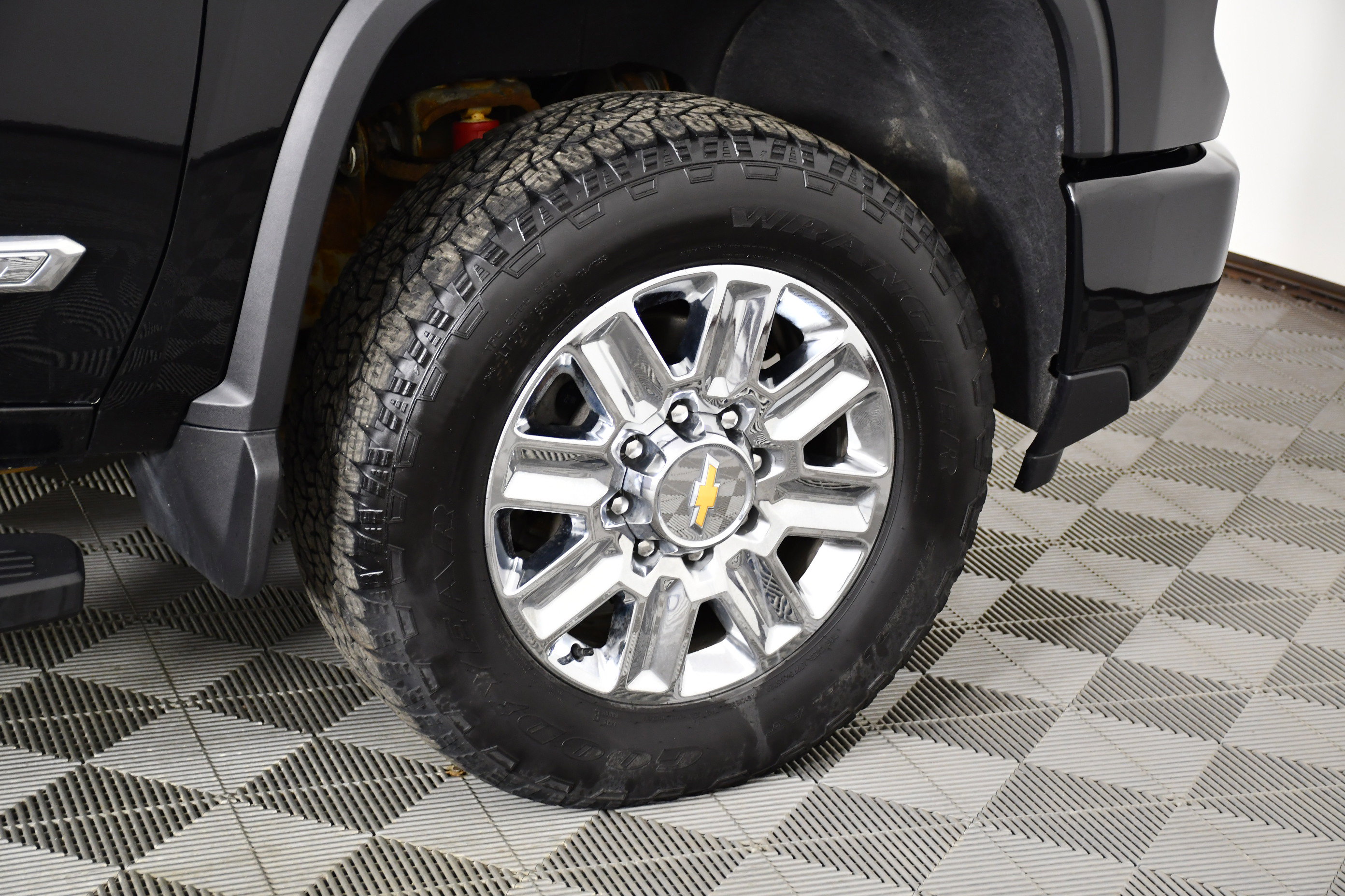 Used 2024 Chevrolet Silverado 3500 High Country w/ High Country Premium Package AWD/4WD image 61