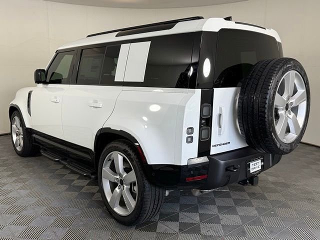 New 2026 Land Rover Defender 110 X-Dynamic SE AWD/4WD image 4