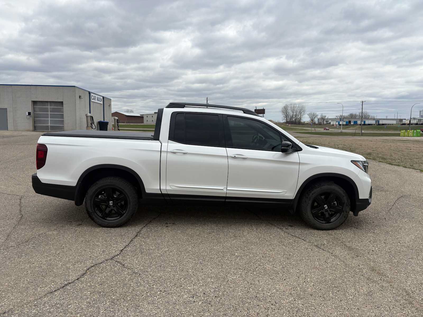 Used 2023 Honda Ridgeline Black Edition image 3