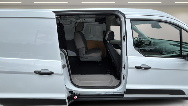 Used 2023 Ford Transit Connect XLT FWD image 40
