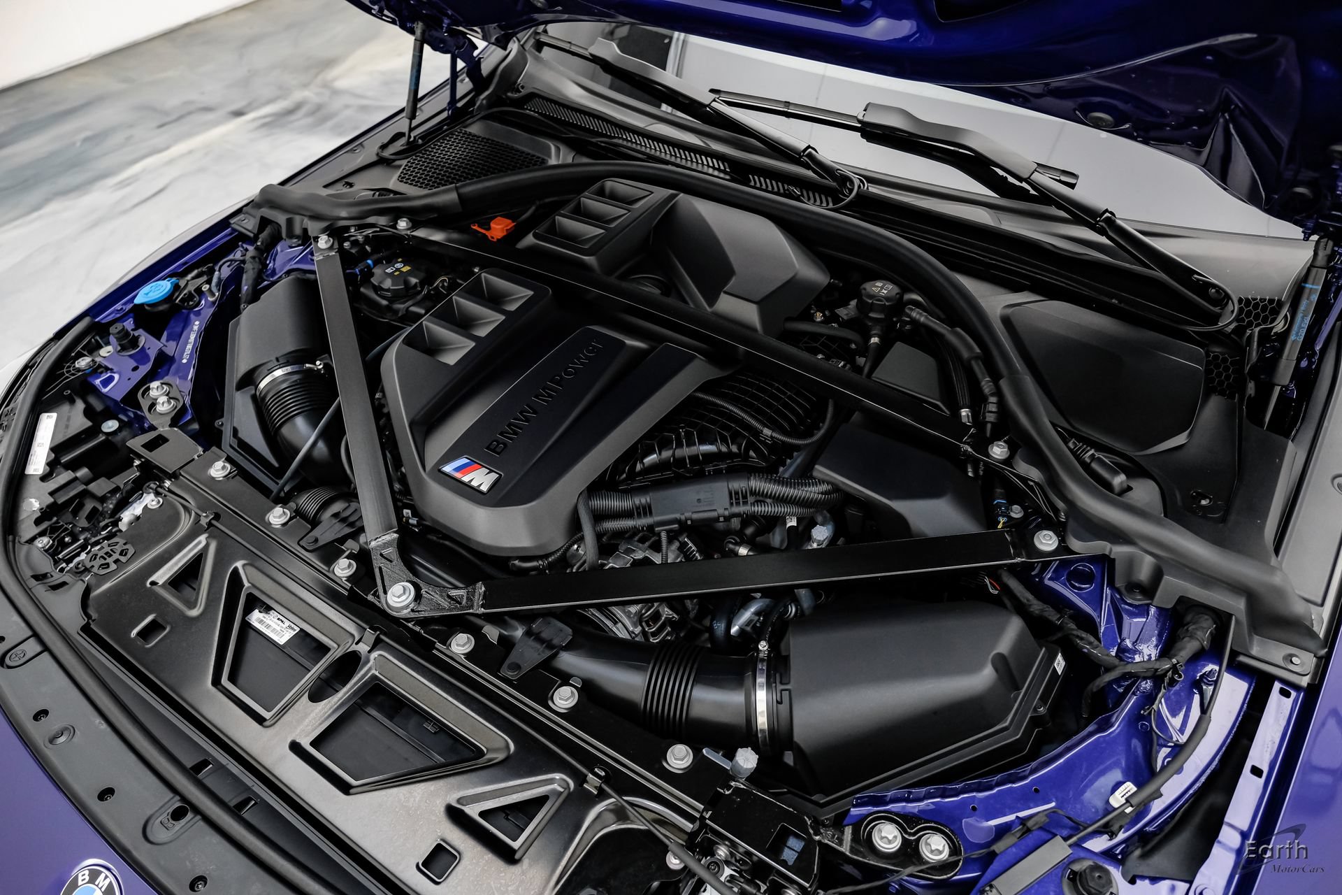 Used 2026 BMW M2 CS RWD image 98
