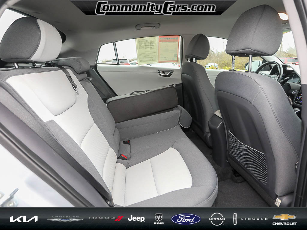Used 2020 Hyundai Ioniq SEL image 21