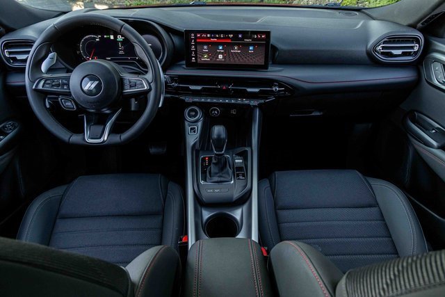 Used 2024 Dodge Hornet R/T w/ R/T Blacktop Package image 19