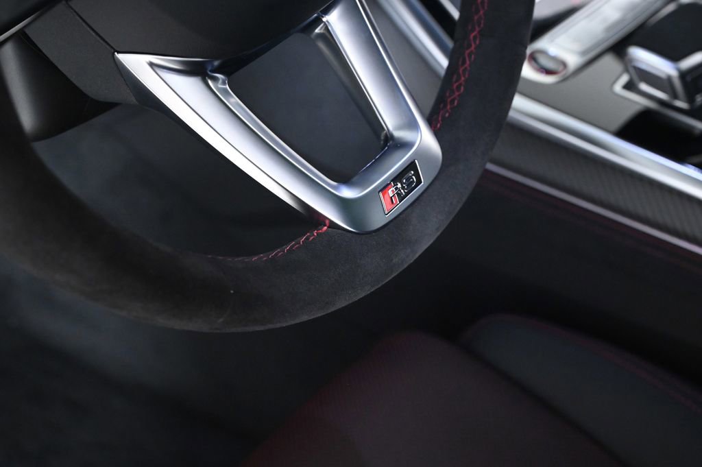 New 2026 Audi RS Q8 performance image 19