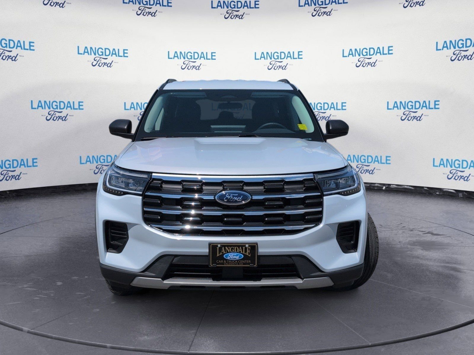 New 2026 Ford Explorer Active RWD image 12