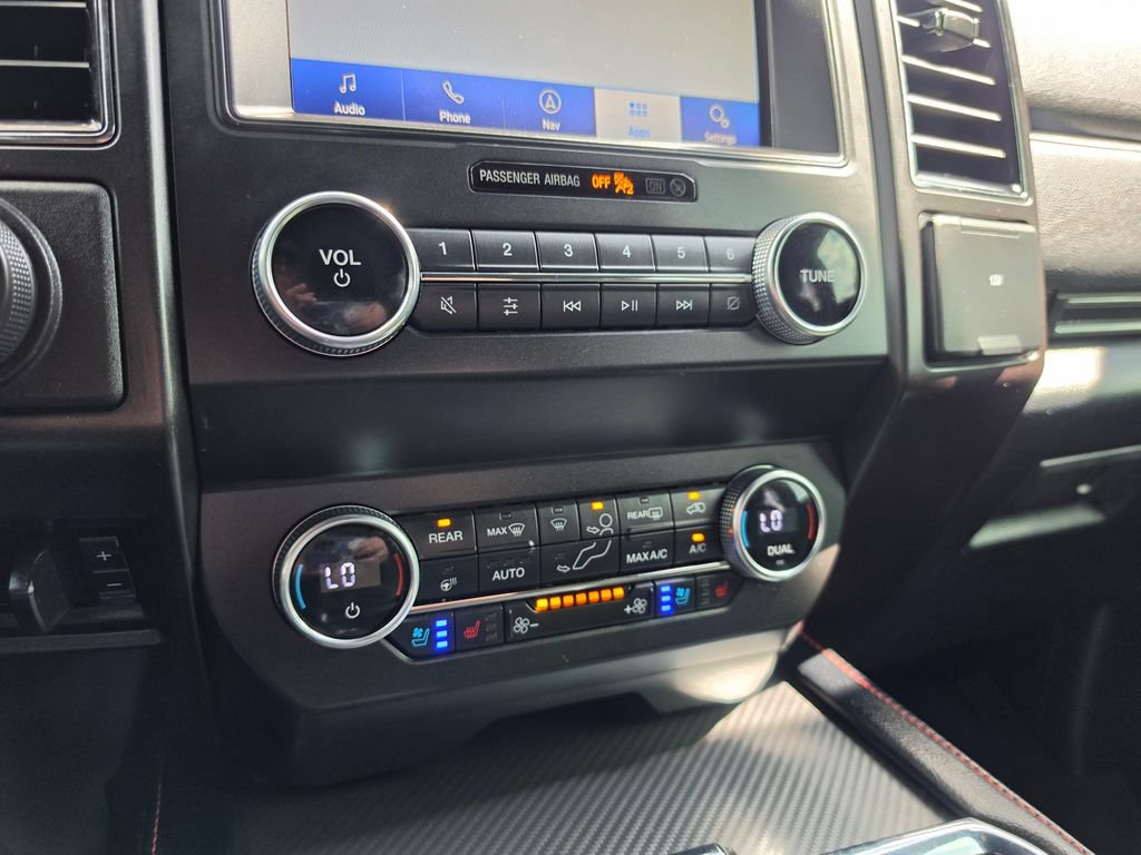 Used 2020 Ford Expedition Max Limited w/ Equipment Group 303A RWD image 28