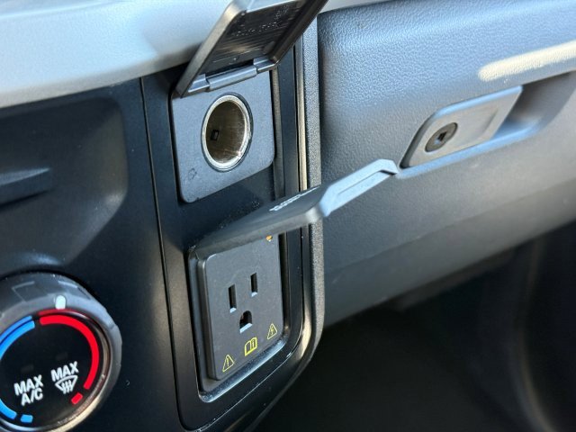 Used 2024 Ford F250 XLT image 28