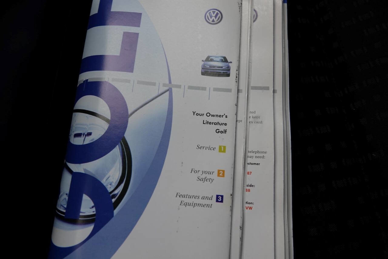 Used 2005 Volkswagen Golf GL image 63