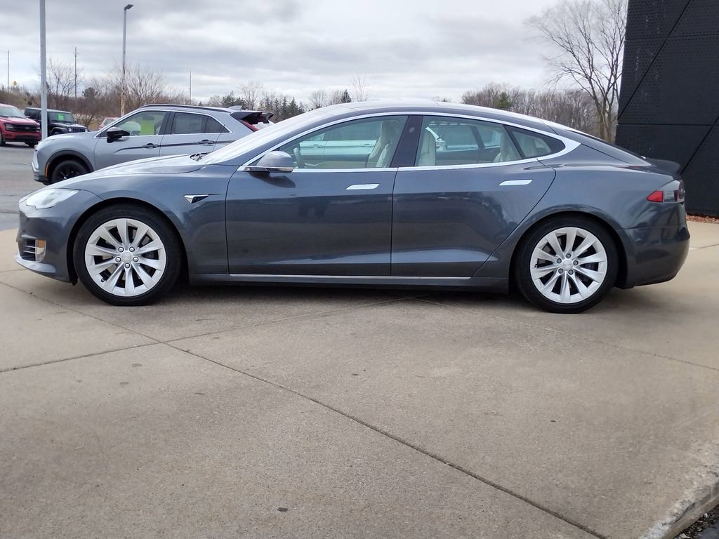 Used 2017 Tesla Model S 100D image 8