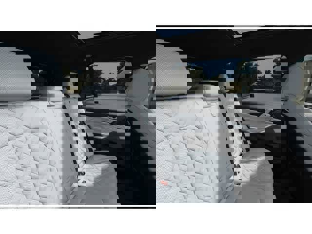 Used 2026 BMW X5 xDrive40i w/ M Sport Package image 12