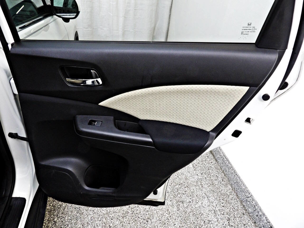 Used 2016 Honda CR-V EX image 12