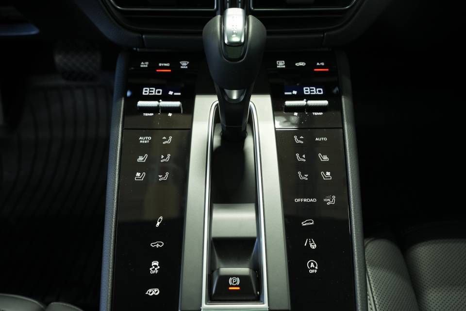 New 2026 Porsche Macan S AWD/4WD image 23