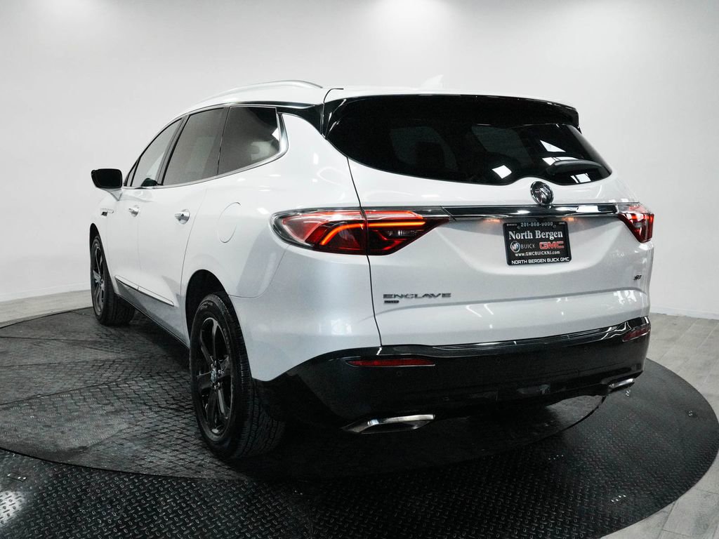 Used 2023 Buick Enclave Essence w/ Experience Buick Package image 6