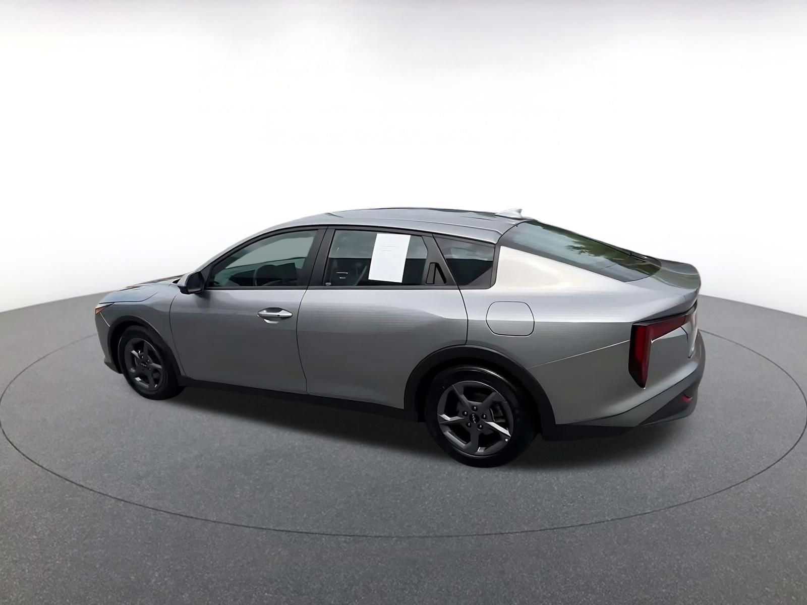 Used 2025 Kia K4 FWD image 9