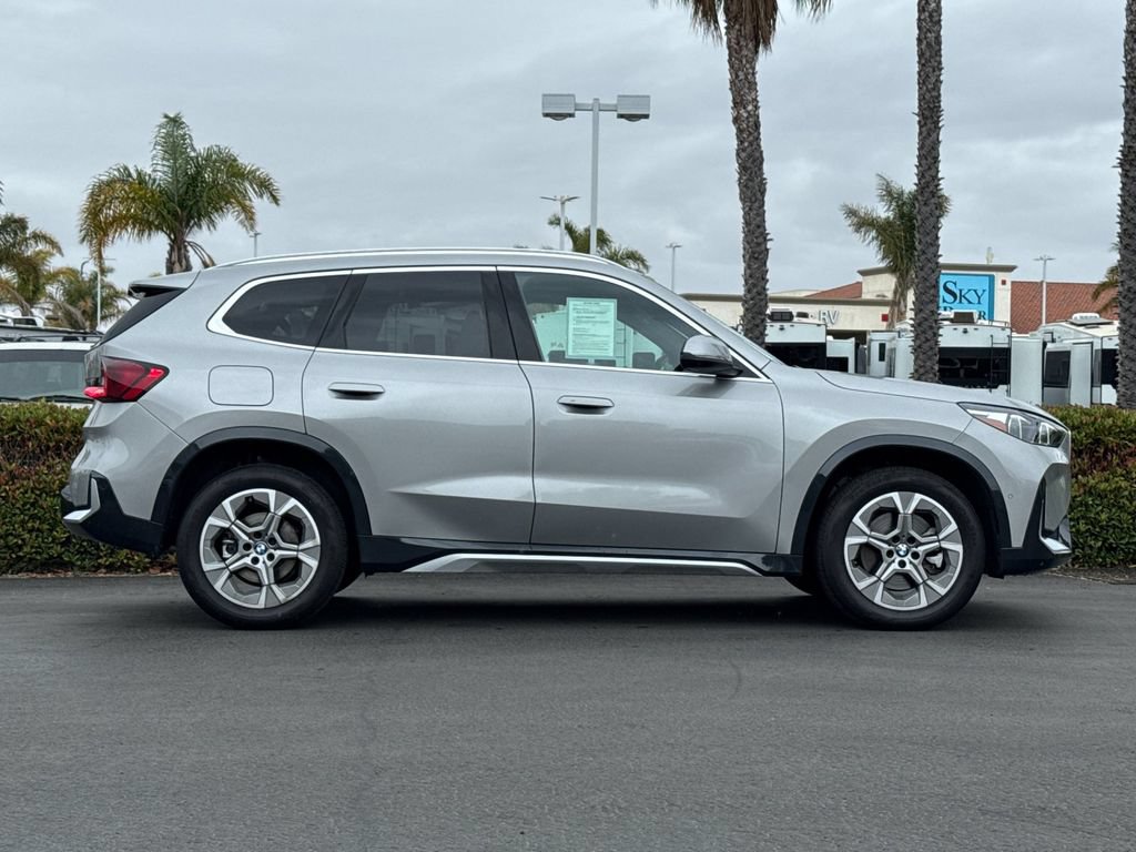 Used 2026 BMW X1 xDrive28i w/ Technology Package AWD/4WD image 3