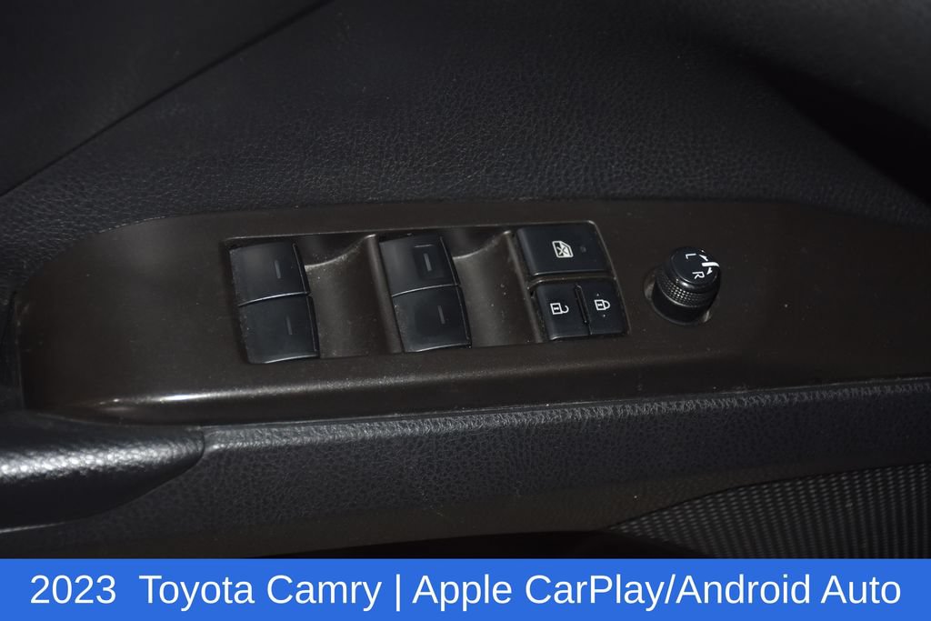 Used 2023 Toyota Camry SE FWD image 22