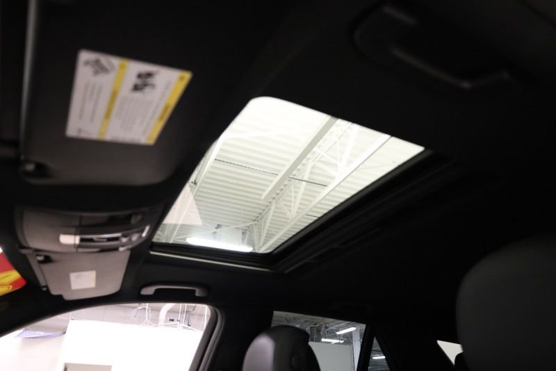 Used 2017 Mercedes-Benz GLE 350 4MATIC image 33