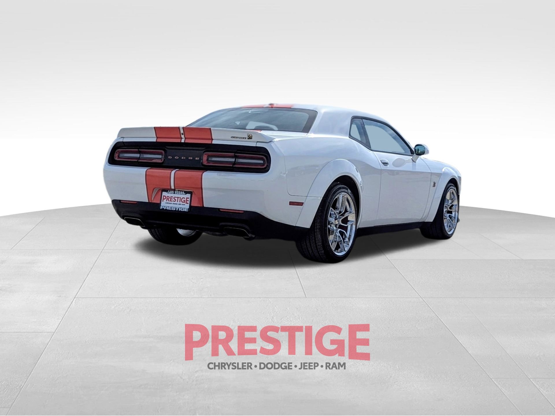 Used 2022 Dodge Challenger R/T Scat Pack RWD image 9