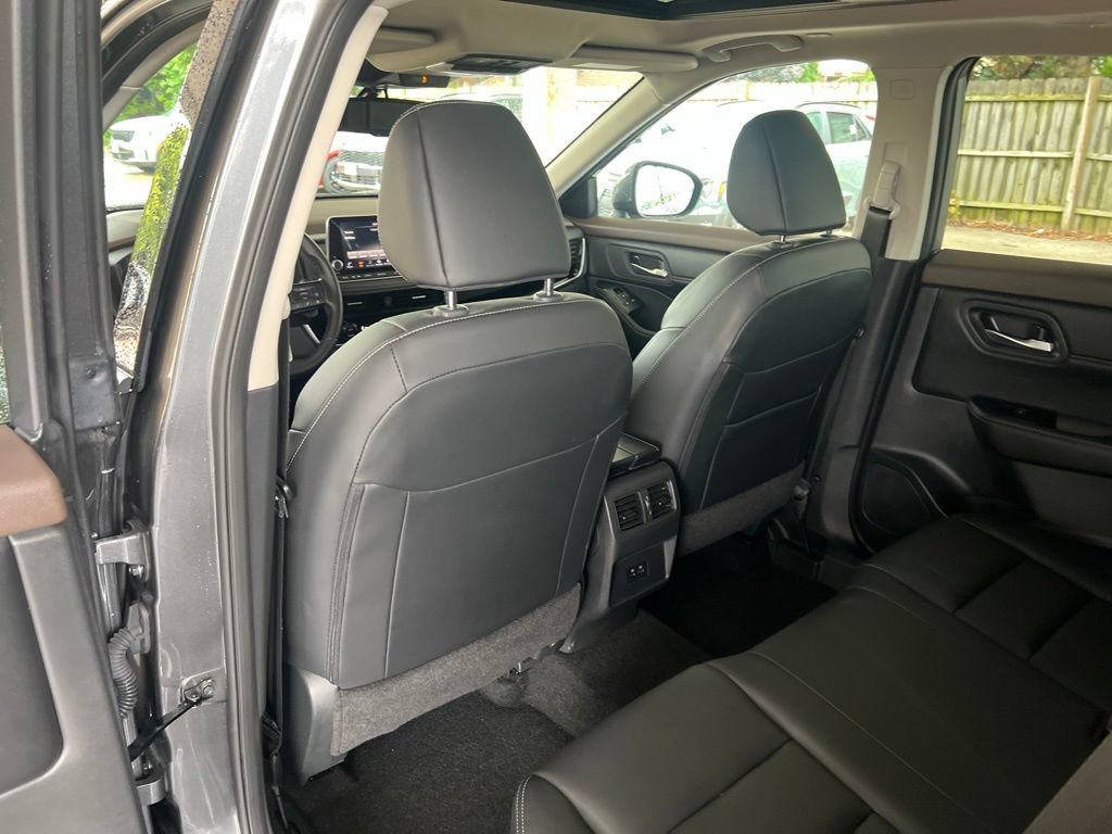 Certified 2023 Nissan Rogue SL AWD/4WD image 10