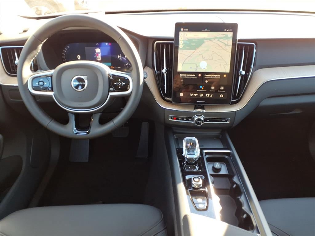 New 2026 Volvo XC60 B5 Core AWD/4WD image 9