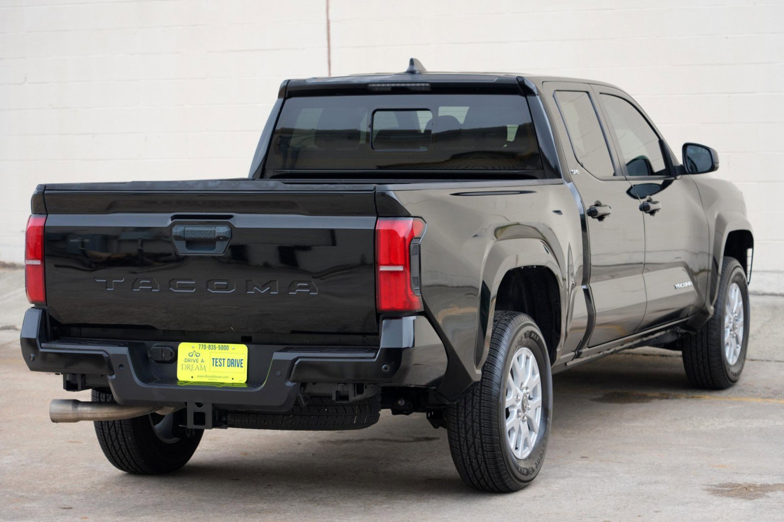 Used 2024 Toyota Tacoma SR5 RWD image 52