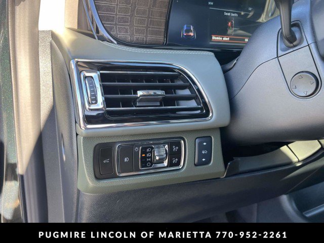 Used 2023 Lincoln Navigator Black Label AWD/4WD image 33