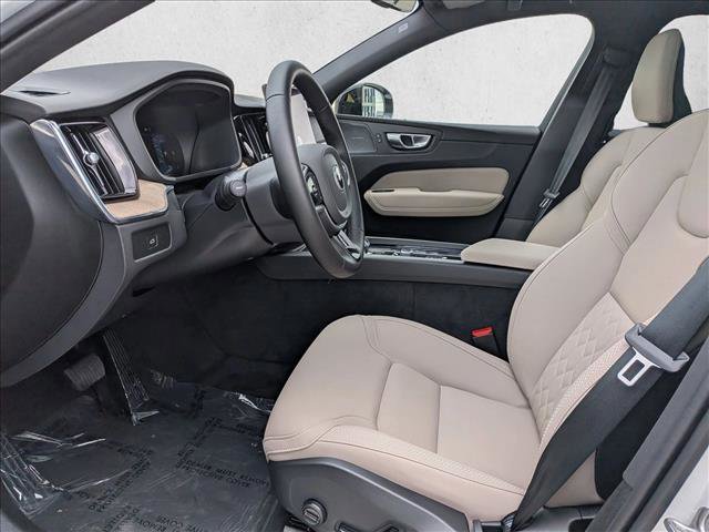 New 2026 Volvo XC60 B5 Plus w/ Climate Package image 4