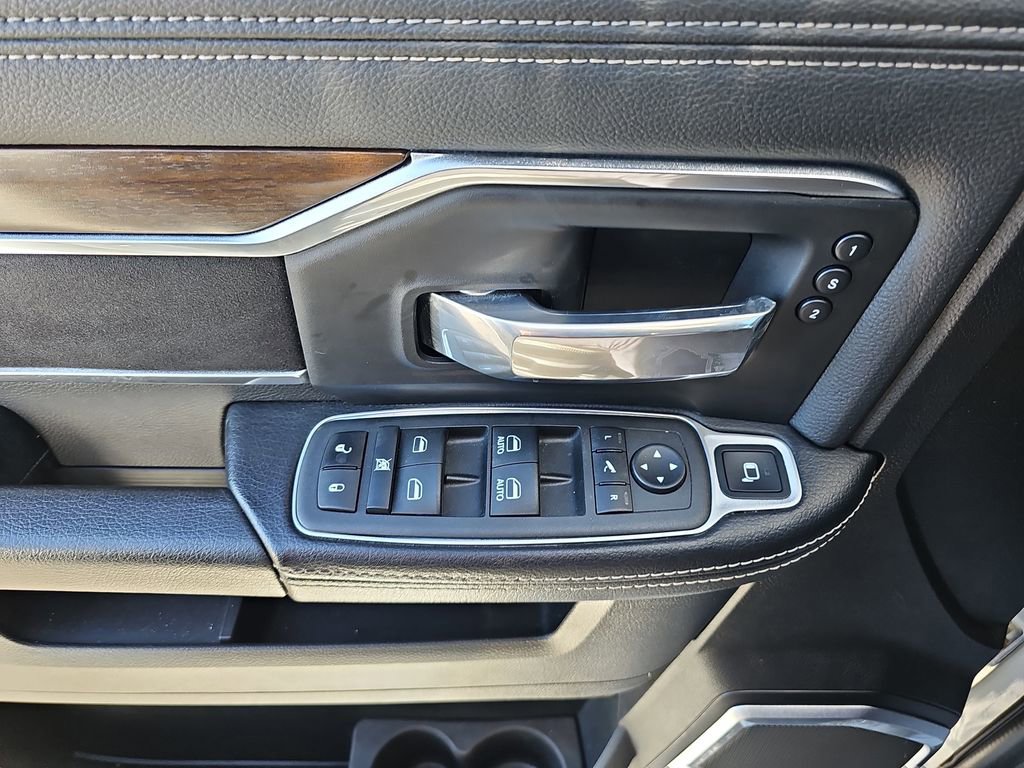 Used 2022 RAM 3500 Laramie image 31