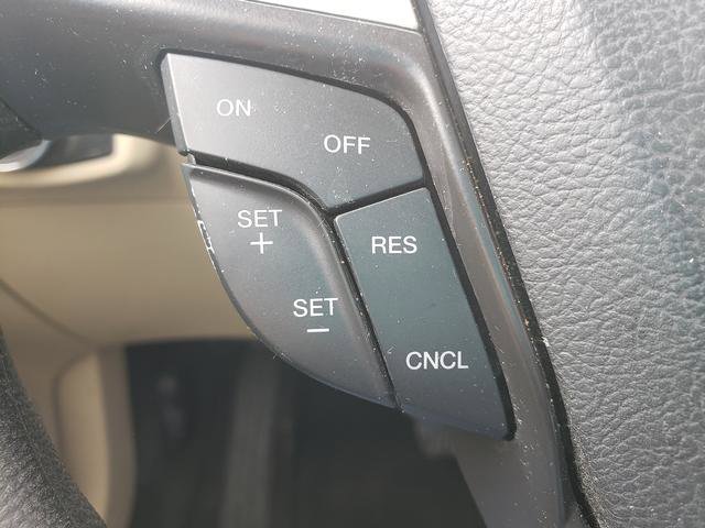 Used 2013 Ford Fusion SE image 27