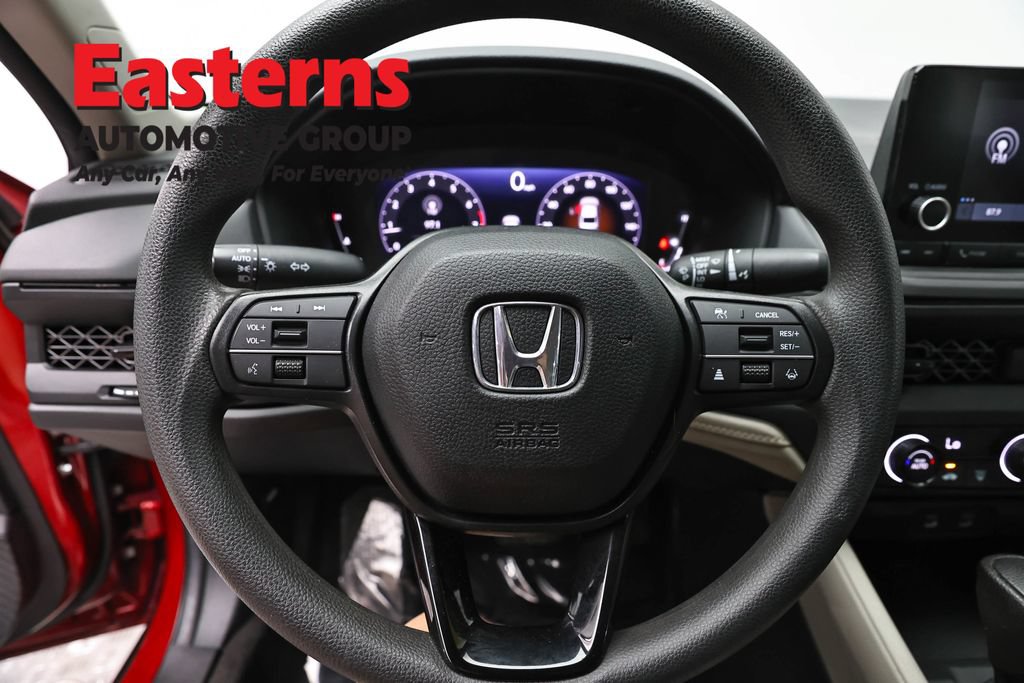 Used 2023 Honda Accord LX image 10