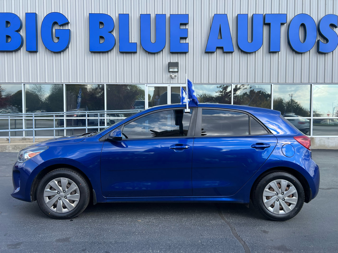 Used 2018 Kia Rio S image 2