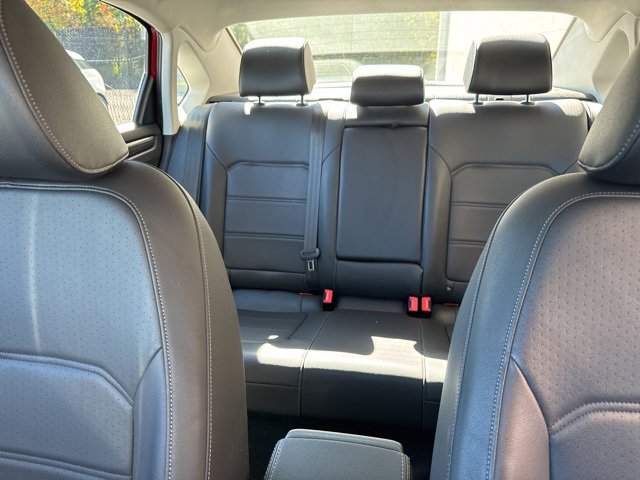 Used 2020 Volkswagen Passat 2.0T R-Line image 15