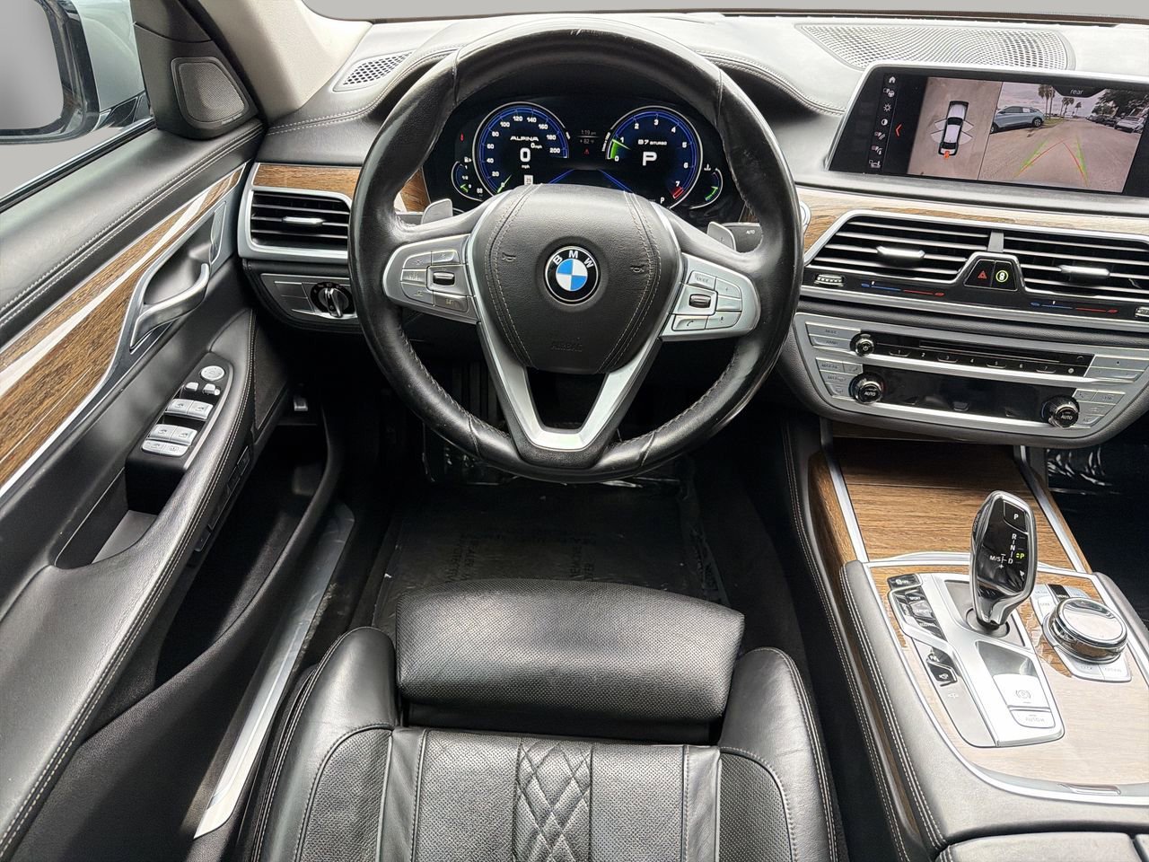Used 2018 BMW 750i RWD image 13