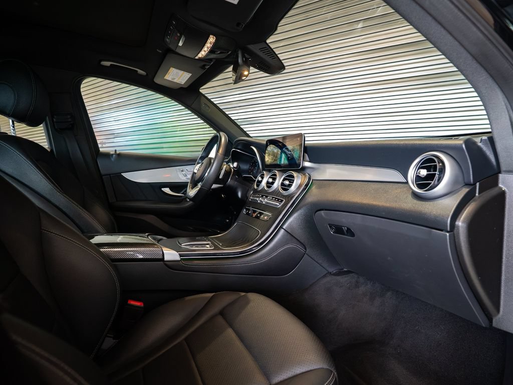 Used 2021 Mercedes-Benz GLC 300 w/ AMG Line image 28