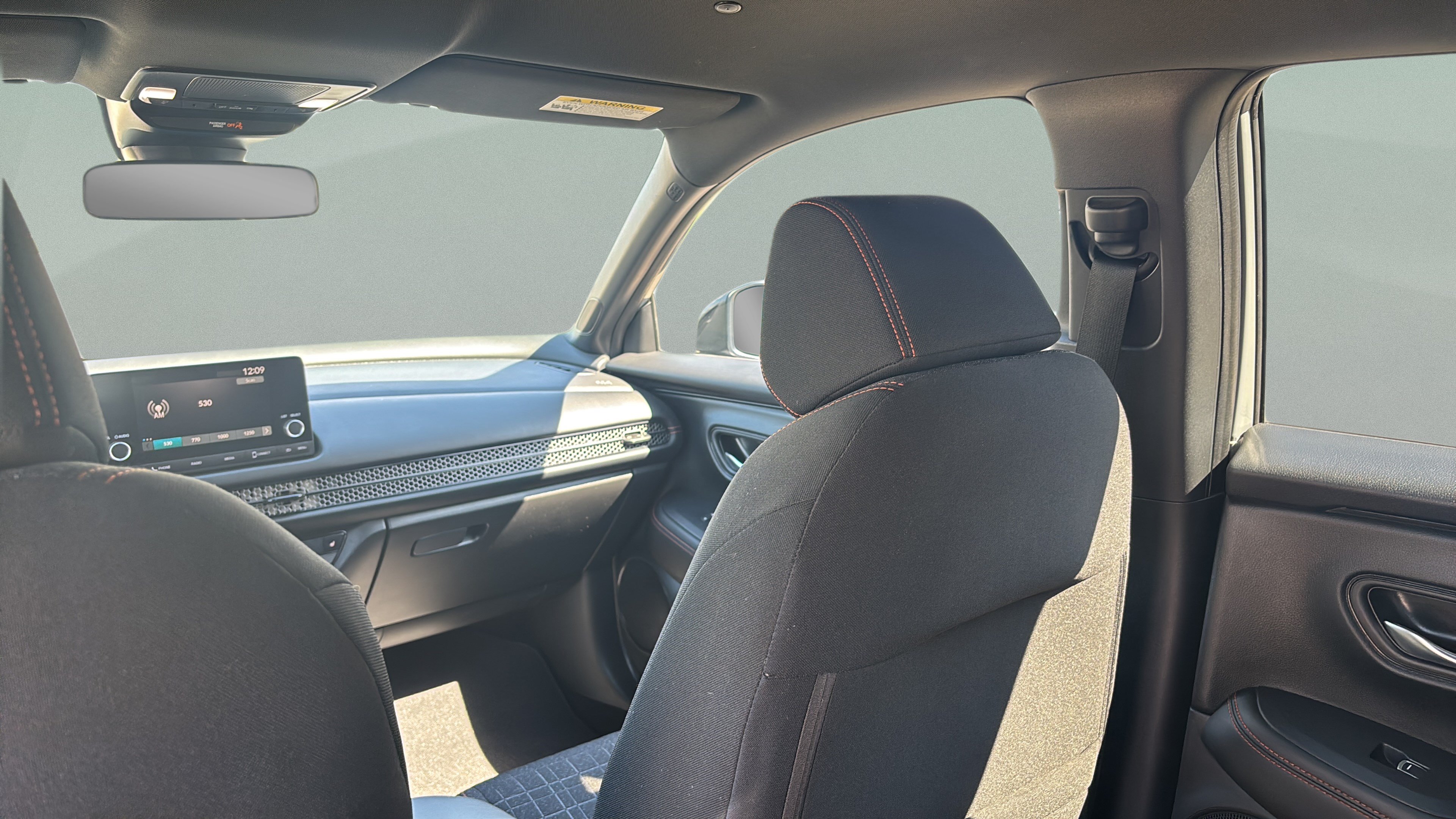 Used 2025 Honda HR-V Sport image 12