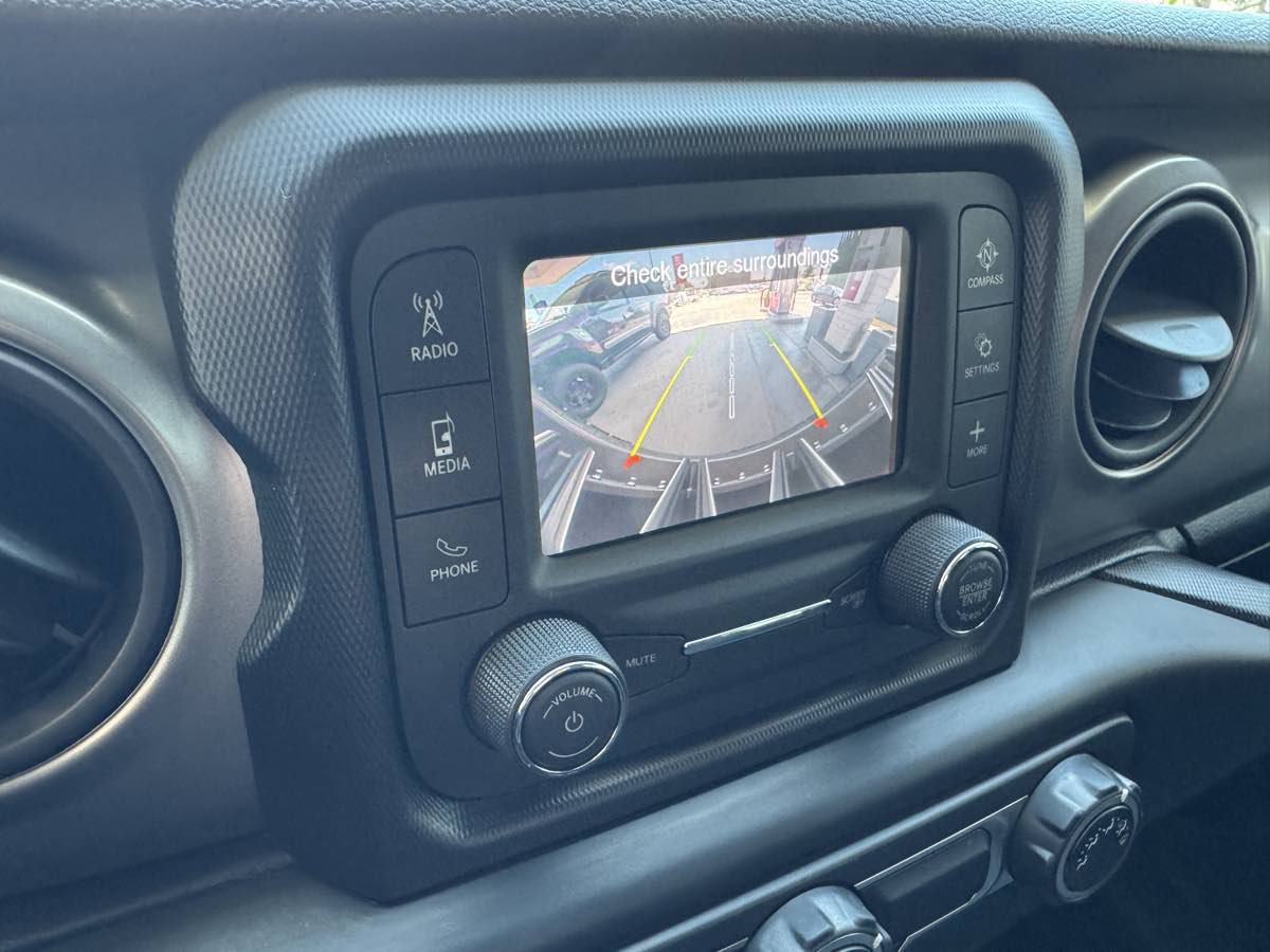 Used 2021 Jeep Wrangler Unlimited Sport AWD/4WD image 26