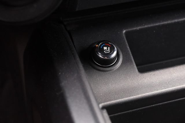 Used 2021 Nissan Titan PRO-4X w/ Pro-4x Convenience Package AWD/4WD image 20