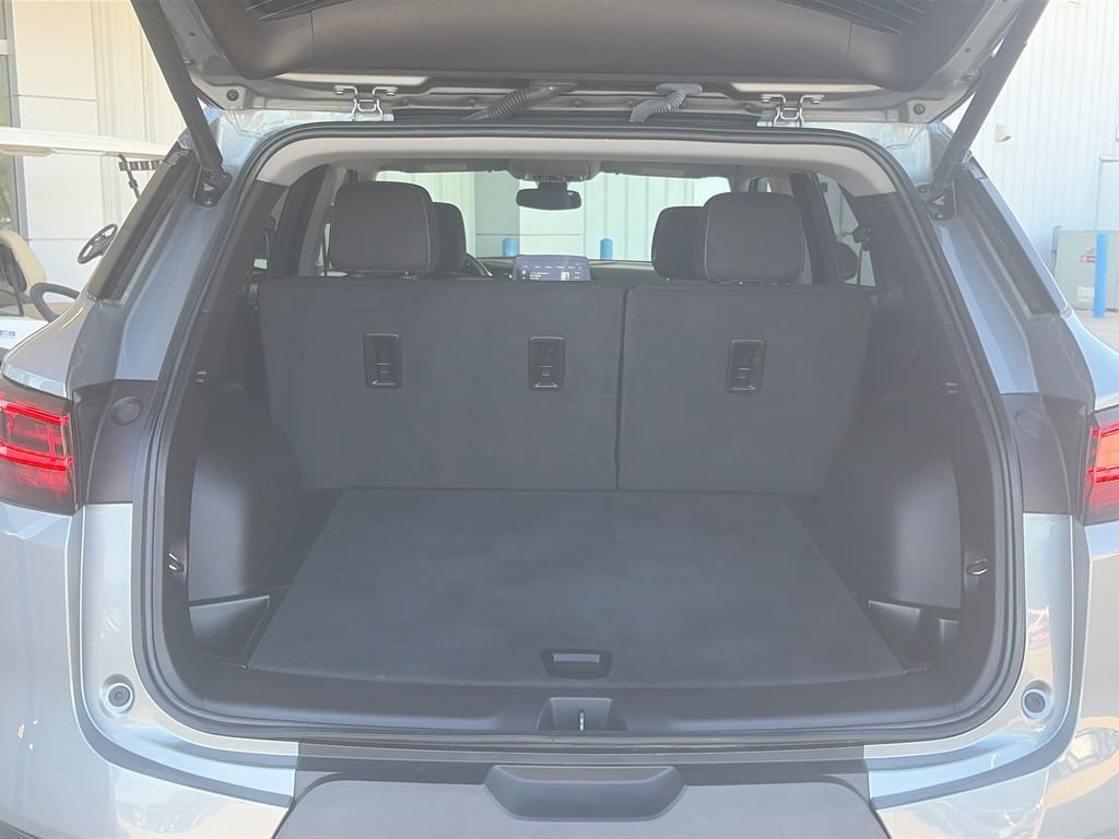 Used 2024 Chevrolet Blazer LT w/ Convenience Package FWD image 27