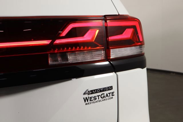 Used 2025 Volkswagen Atlas Peak Edition SE AWD/4WD image 50