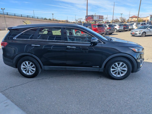 Used 2016 Kia Sorento LX image 6