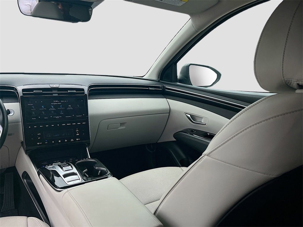 Used 2024 Hyundai Tucson Limited image 25