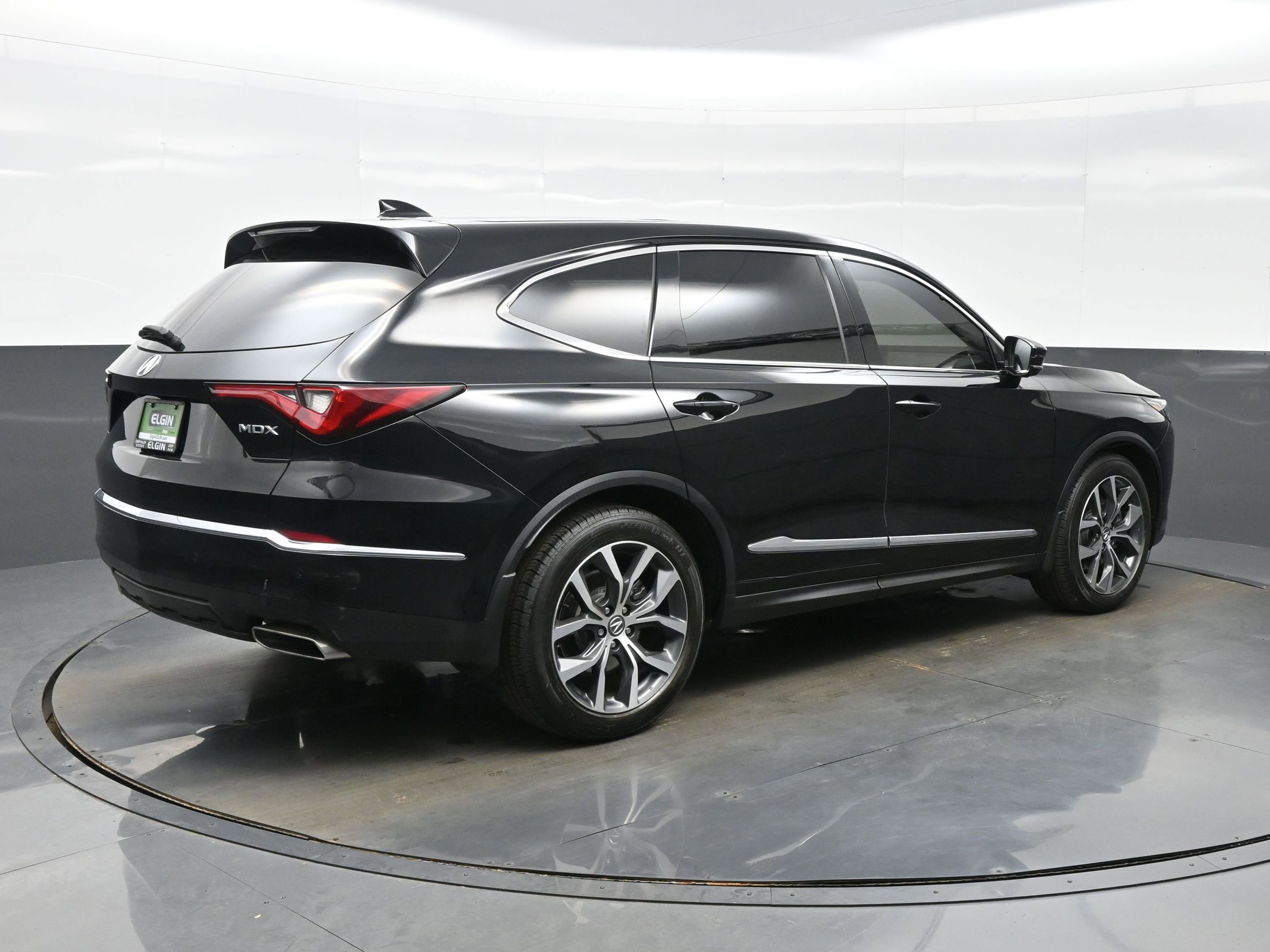 Used 2022 Acura MDX FWD w/ Technology Package image 6
