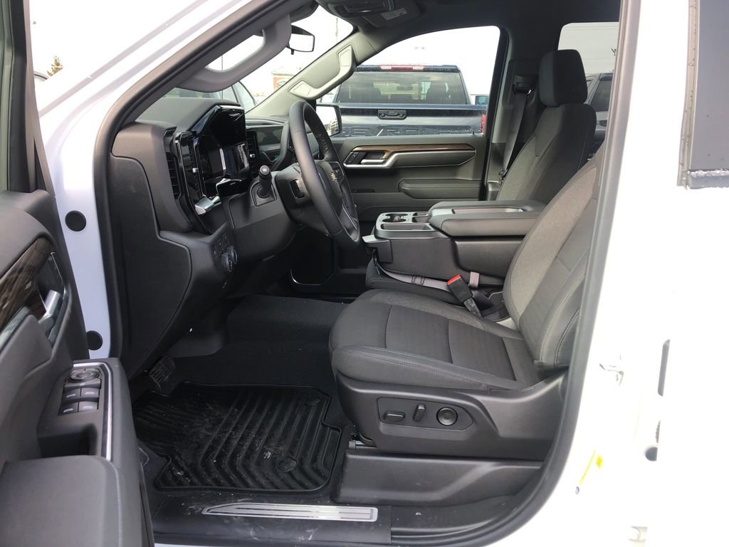 New 2026 Chevrolet Silverado 1500 LT image 9