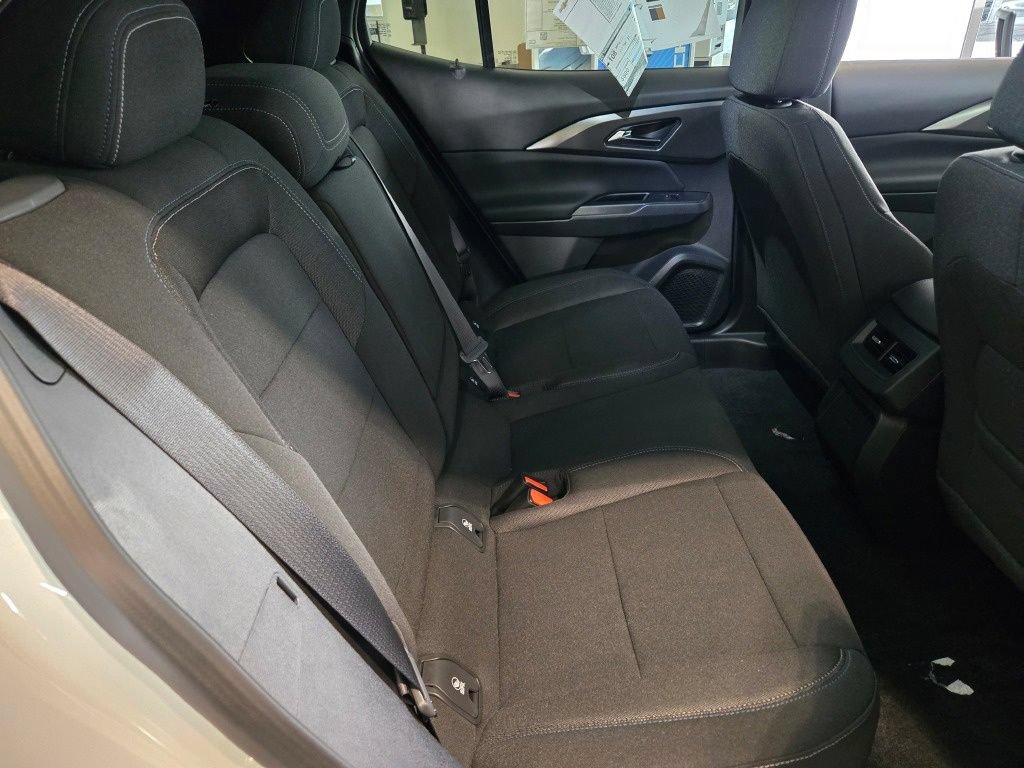 New 2026 Chevrolet Equinox EV LT FWD image 10
