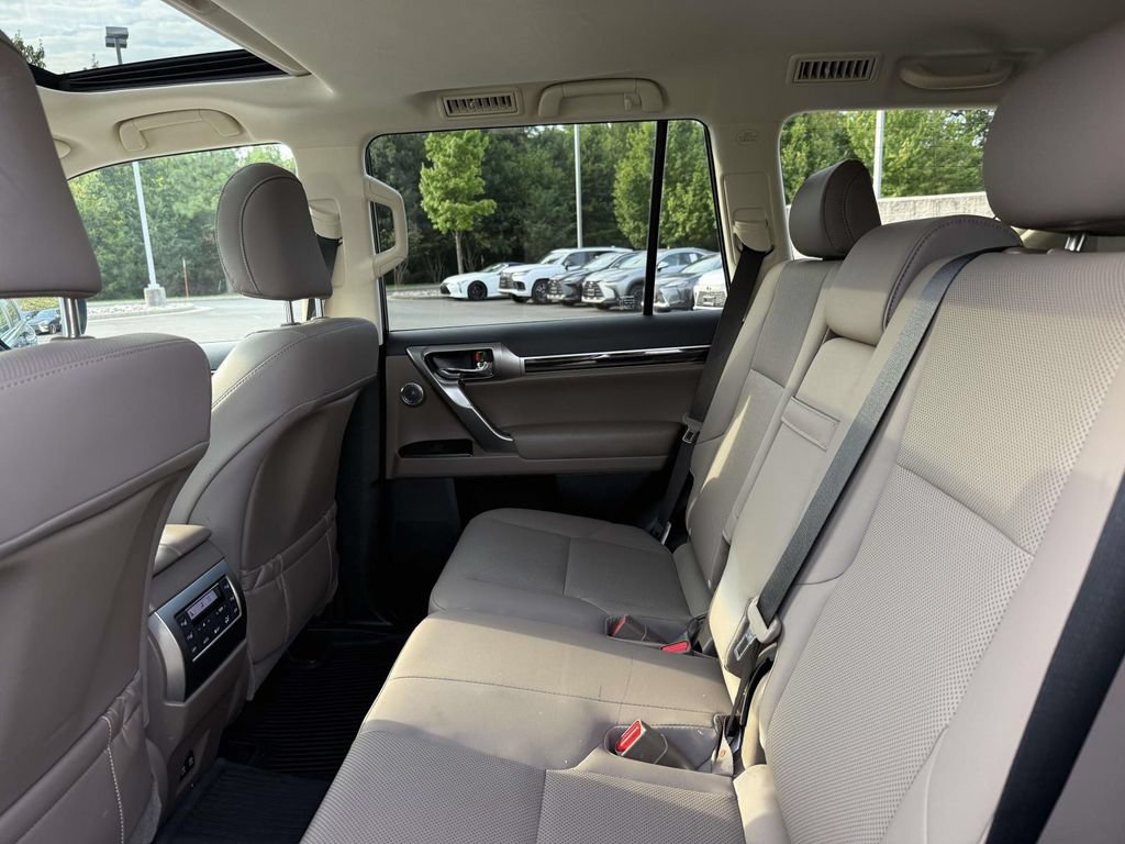 Used 2023 Lexus GX 460 Premium w/ Premium Plus Package AWD/4WD image 18