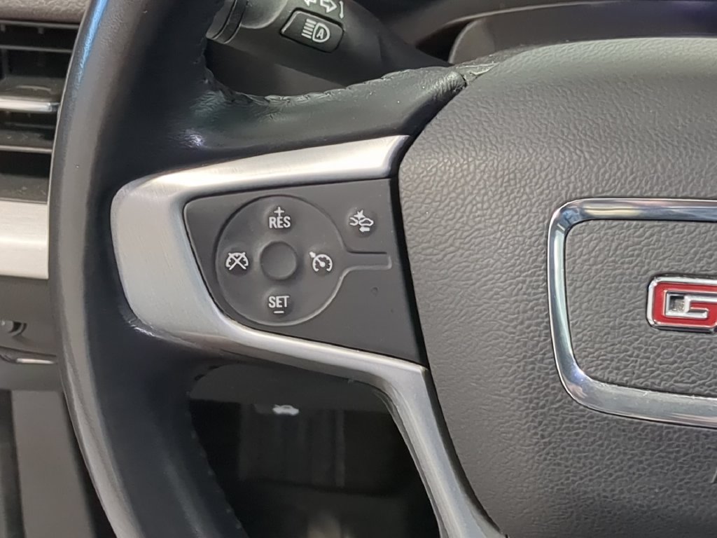 Used 2020 GMC Terrain SLE w/ Driver Convenience Package AWD/4WD image 29