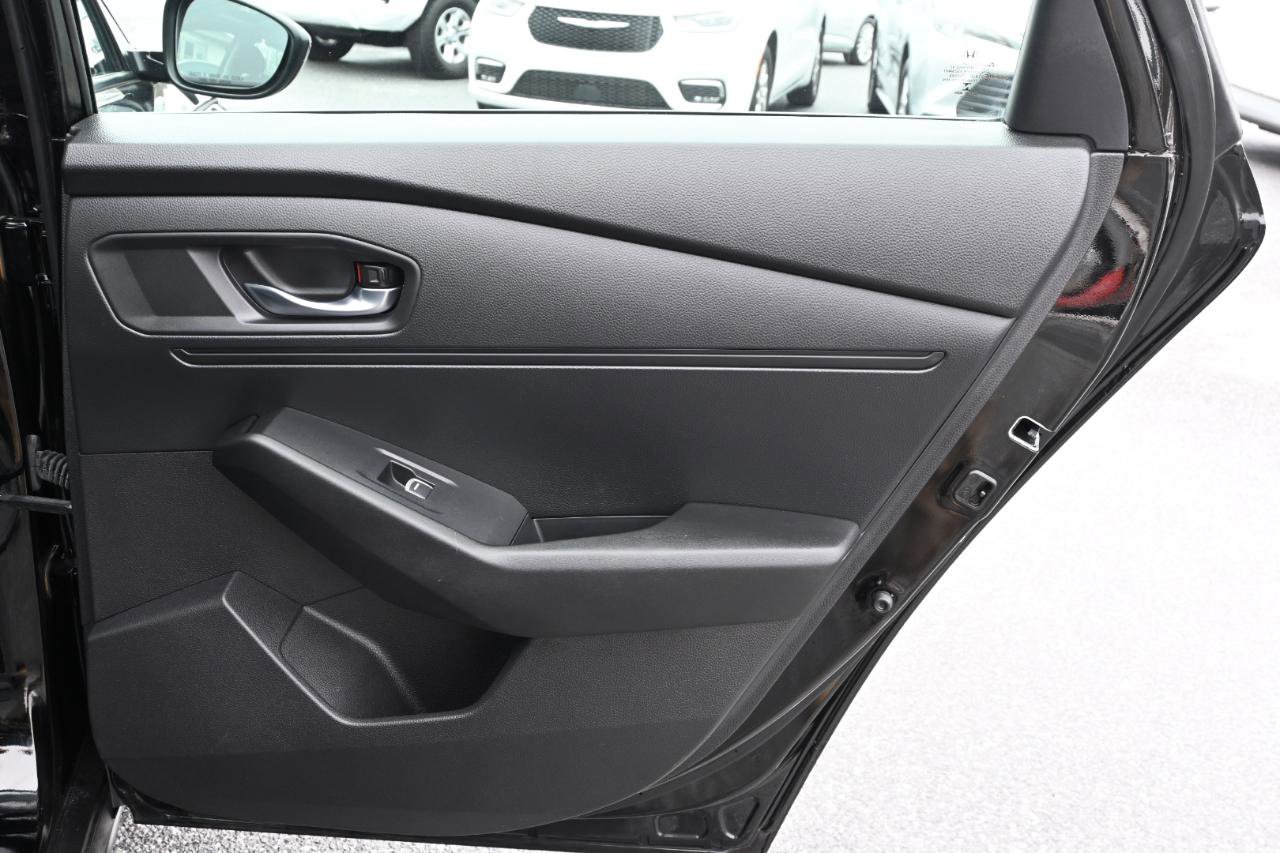 Used 2023 Honda Accord EX image 30